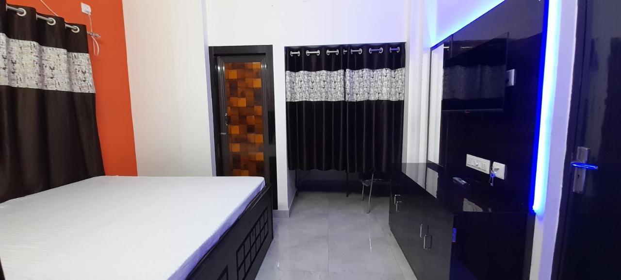 Garden Guest House Near Rene Tower Ruby General Hospital Calcutta Exteriör bild