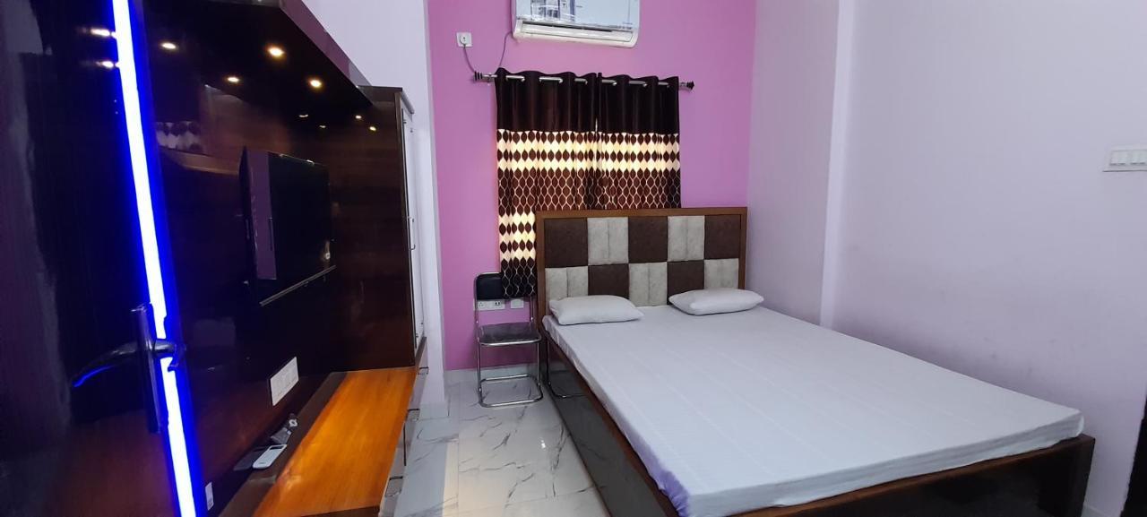 Garden Guest House Near Rene Tower Ruby General Hospital Calcutta Exteriör bild
