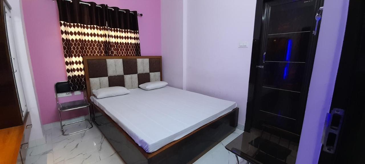 Garden Guest House Near Rene Tower Ruby General Hospital Calcutta Exteriör bild