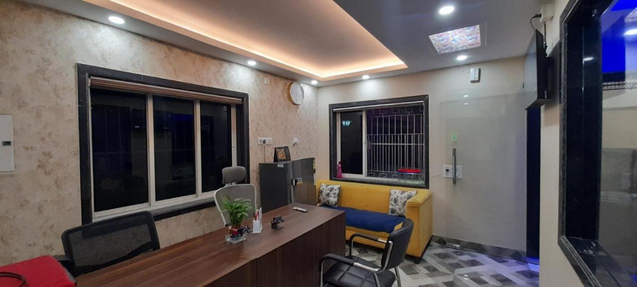 Garden Guest House Near Rene Tower Ruby General Hospital Calcutta Exteriör bild
