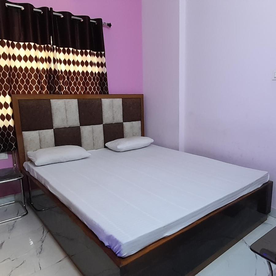Garden Guest House Near Rene Tower Ruby General Hospital Calcutta Exteriör bild