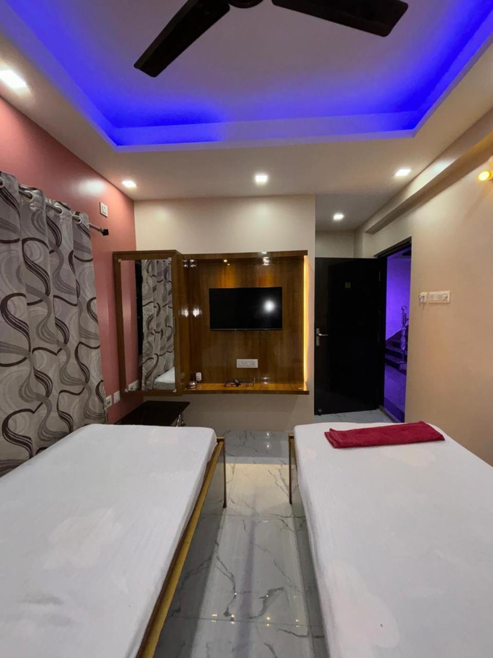 Garden Guest House Near Rene Tower Ruby General Hospital Calcutta Exteriör bild