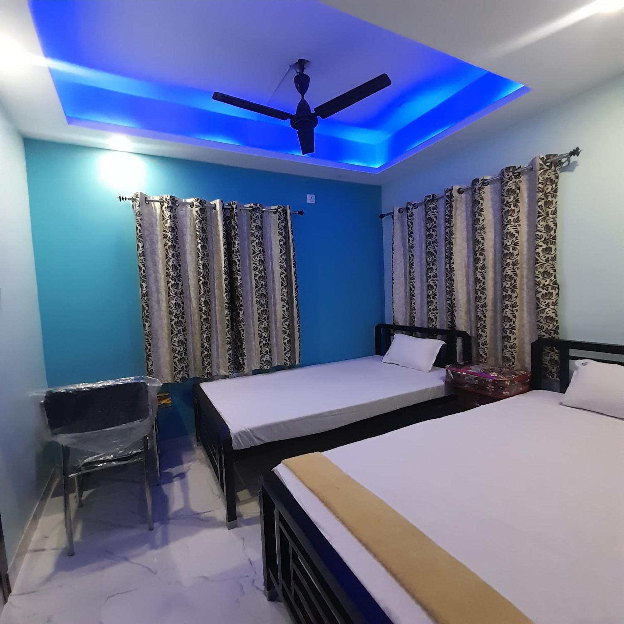 Garden Guest House Near Rene Tower Ruby General Hospital Calcutta Rum bild